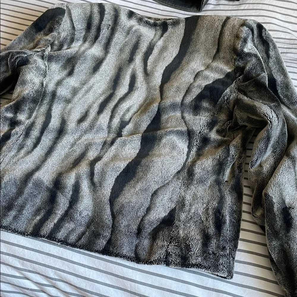 S-M.  Black Genuine Leather Women’s  Jacket - Picture 13 of 13